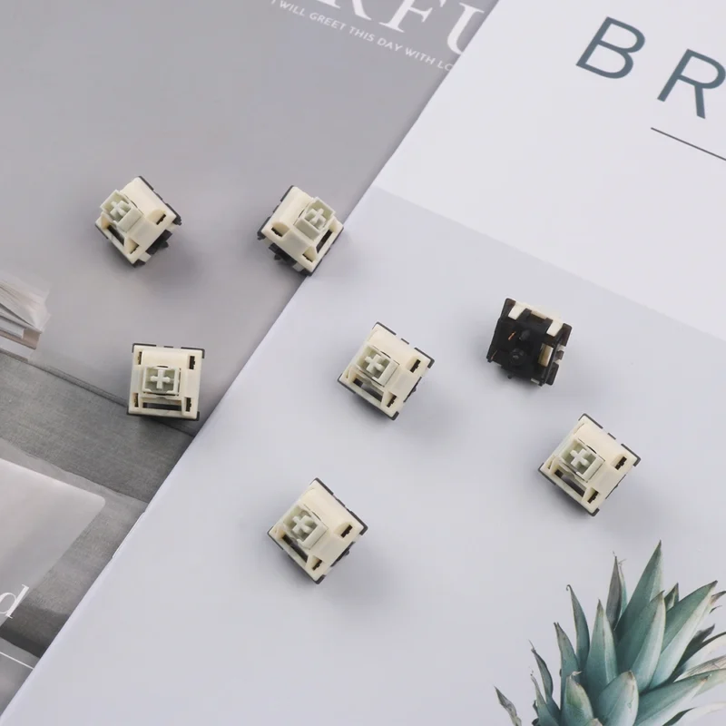 Keygeek x XCJZ Sanglei Switches come pre-lubed for consistent performance