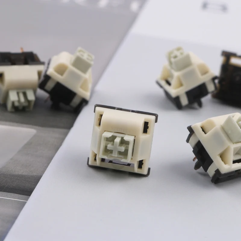 Keygeek x XCJZ Sanglei Switches deliver smooth typing experience with POM stem